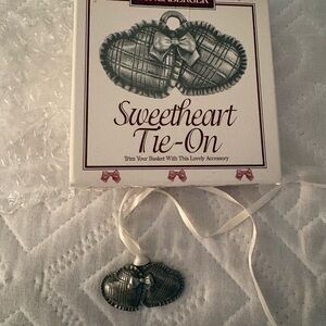 Longaberger sweetheart Tie-On